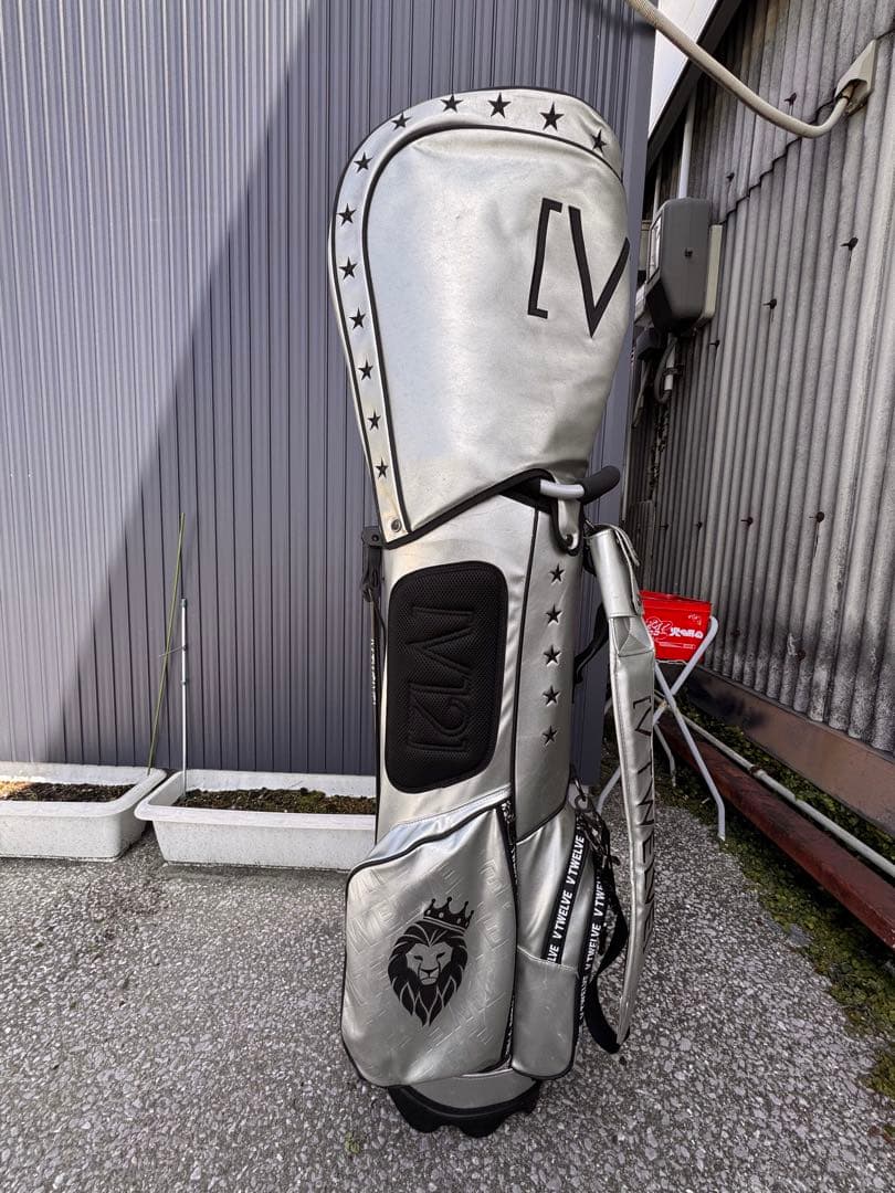 V１２　シルバーゴルフバッグ