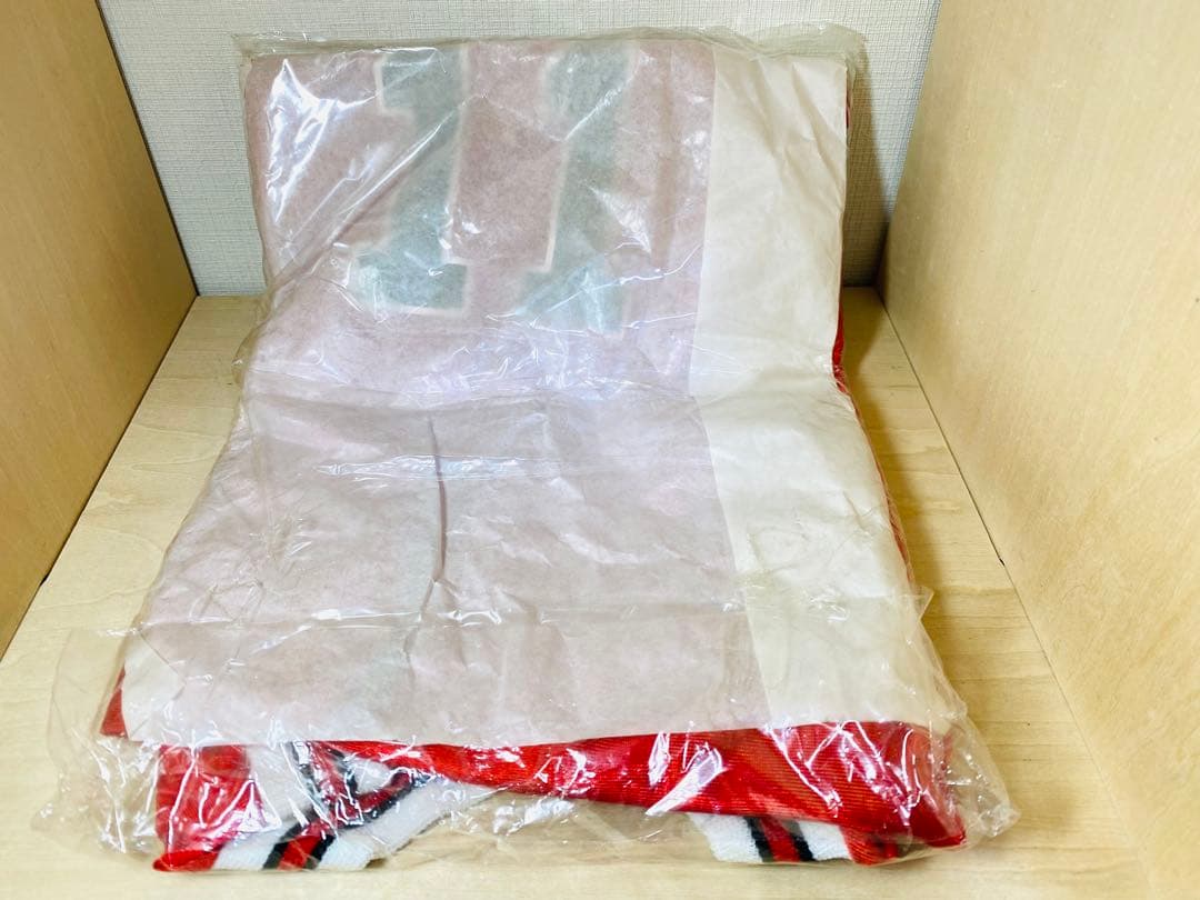 【未開封】 スラムダンク 流川楓 11 レプリカユニフォーム 赤 XAサイズ