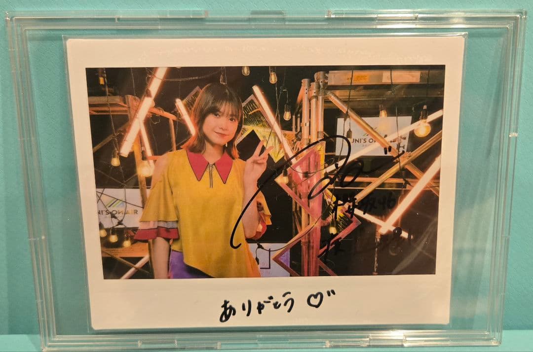 櫻坂46　渡邉理佐　サイン入りチェキ