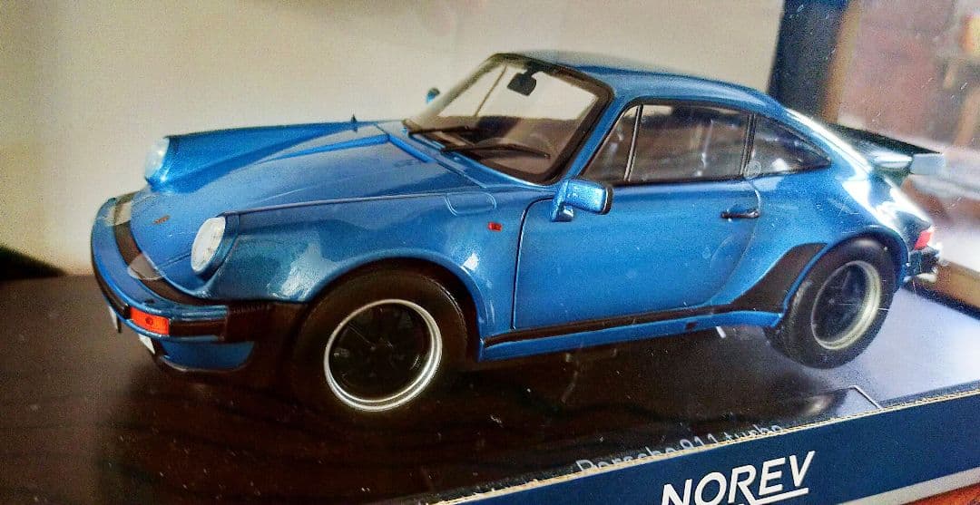 ミニカー NOREV '77 PORSCHE 911 TURBO 3.3