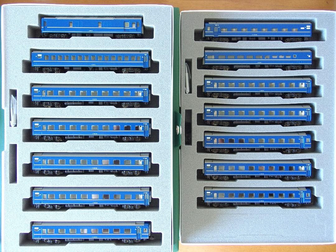 KATO 24系25形寝台特急「富士」基本7両+増結7両