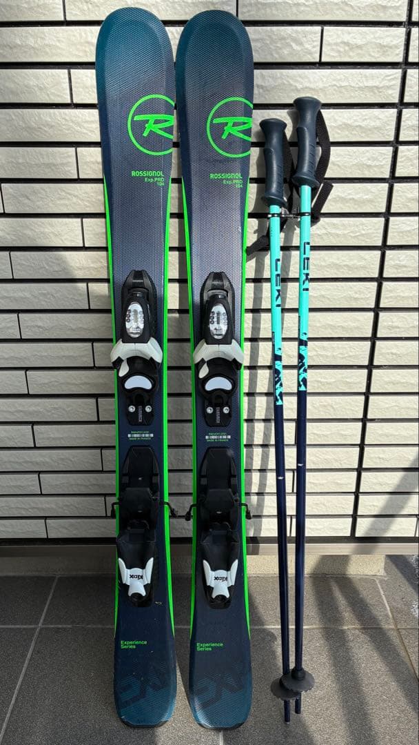 とまこ　ROSSIGNOL EXP PRO スキー板、LEKIポール