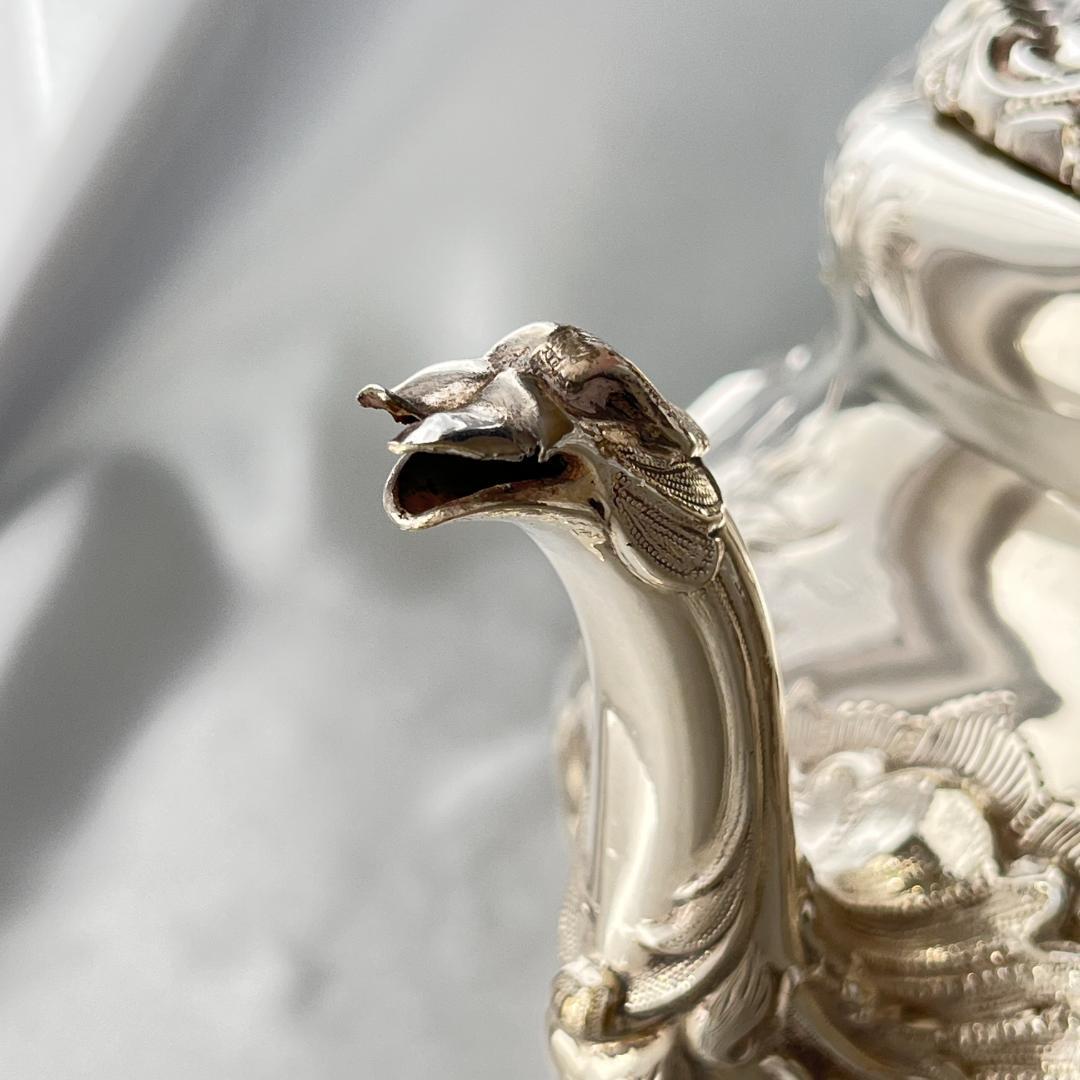 【英国 】 ファルコンとマスカロンのティーポット【シルバープレート】豪華！！