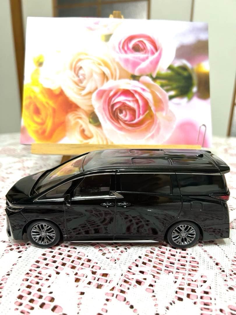 トヨタ　新型ヴェルファイア1/30スケール