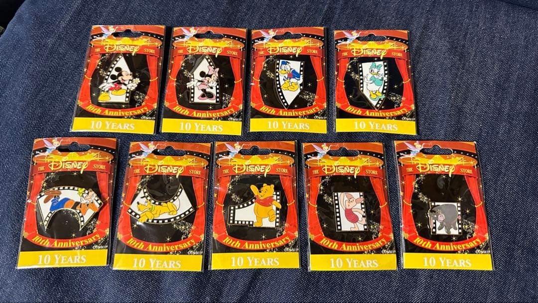 レア　ディズニーストア　10周年記念　ピンバッジ　フィルム　9個まとめ売り