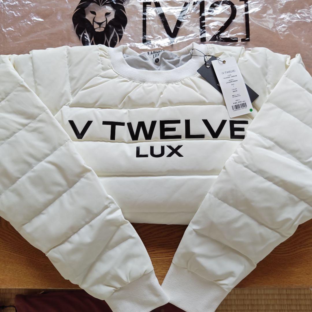 [ 新品タグ着き ] V12 LUX ダウンスニード