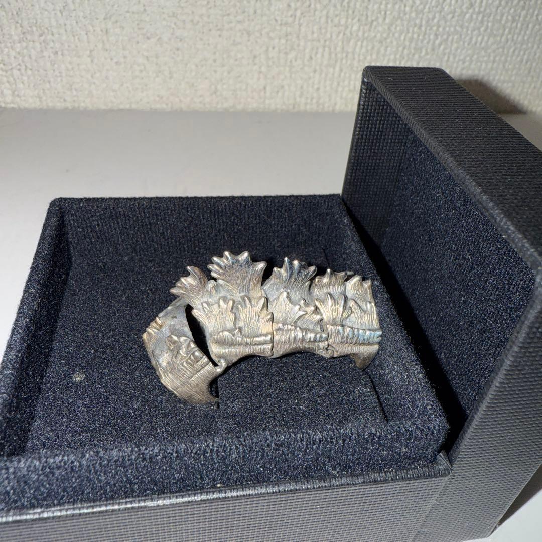 ゴジラ　背びれモチーフ4連リング:24号