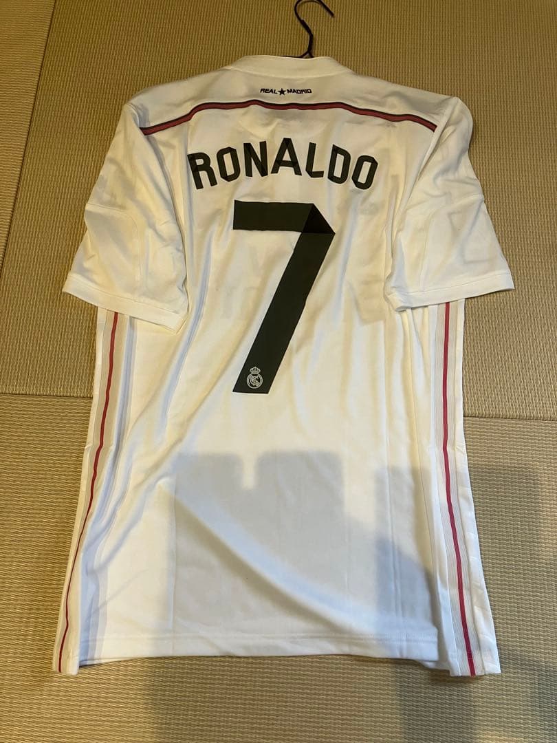 レアル・マドリード！クリスティアーノ・ロナウド！新品タグ付き　正規品