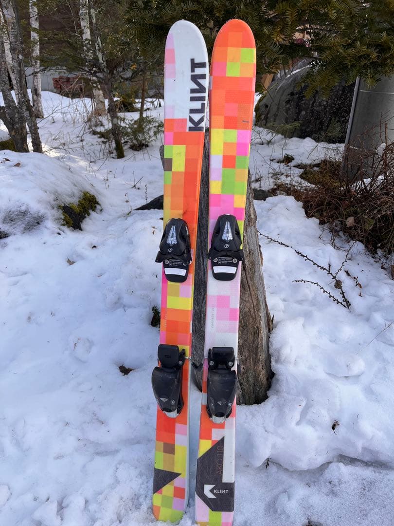 キッズ用　KLINT カラフルスキー板 ビンディング付き　110cm