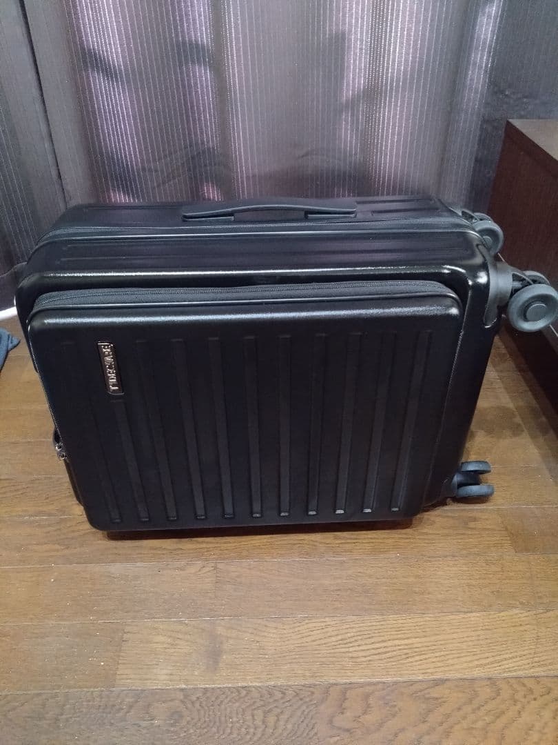 美品 20インチキャリーケース ブラック