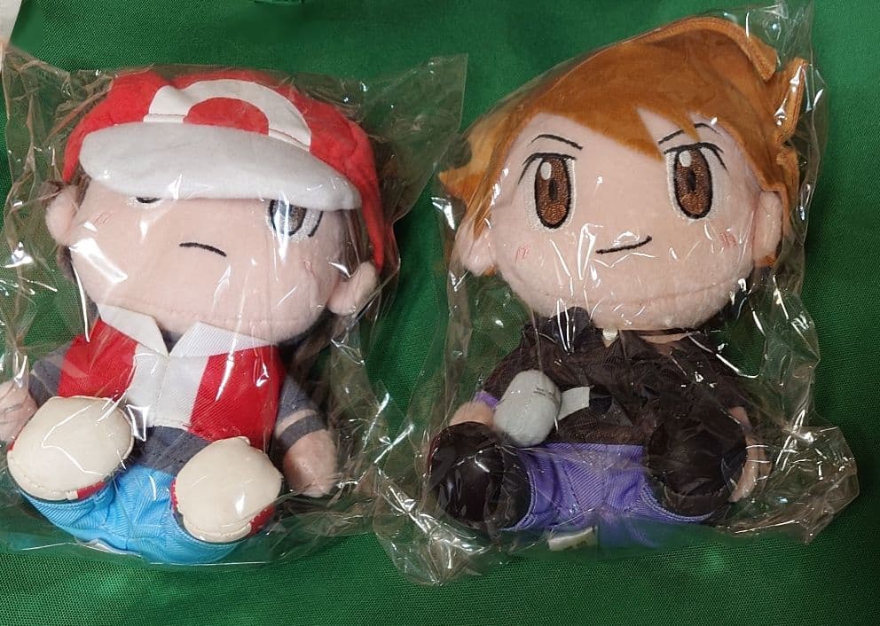 ポケモントレーナーズ　レッド　グリーン ぬいぐるみ