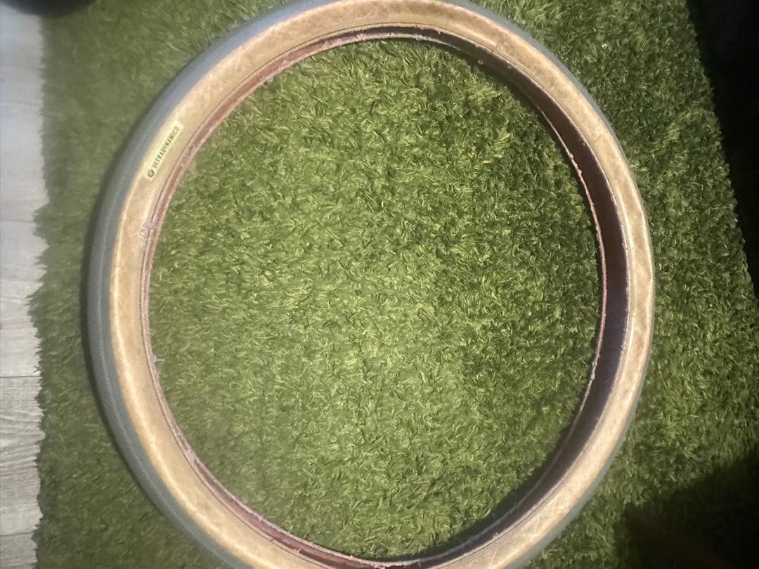 ウルトラダイナミコ　CAVA RACE 27.5×2.2 グレー　カバ　レース