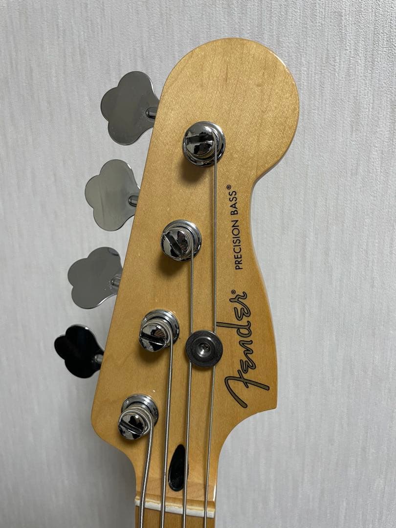 ベース Fender Player Series Precision Bass