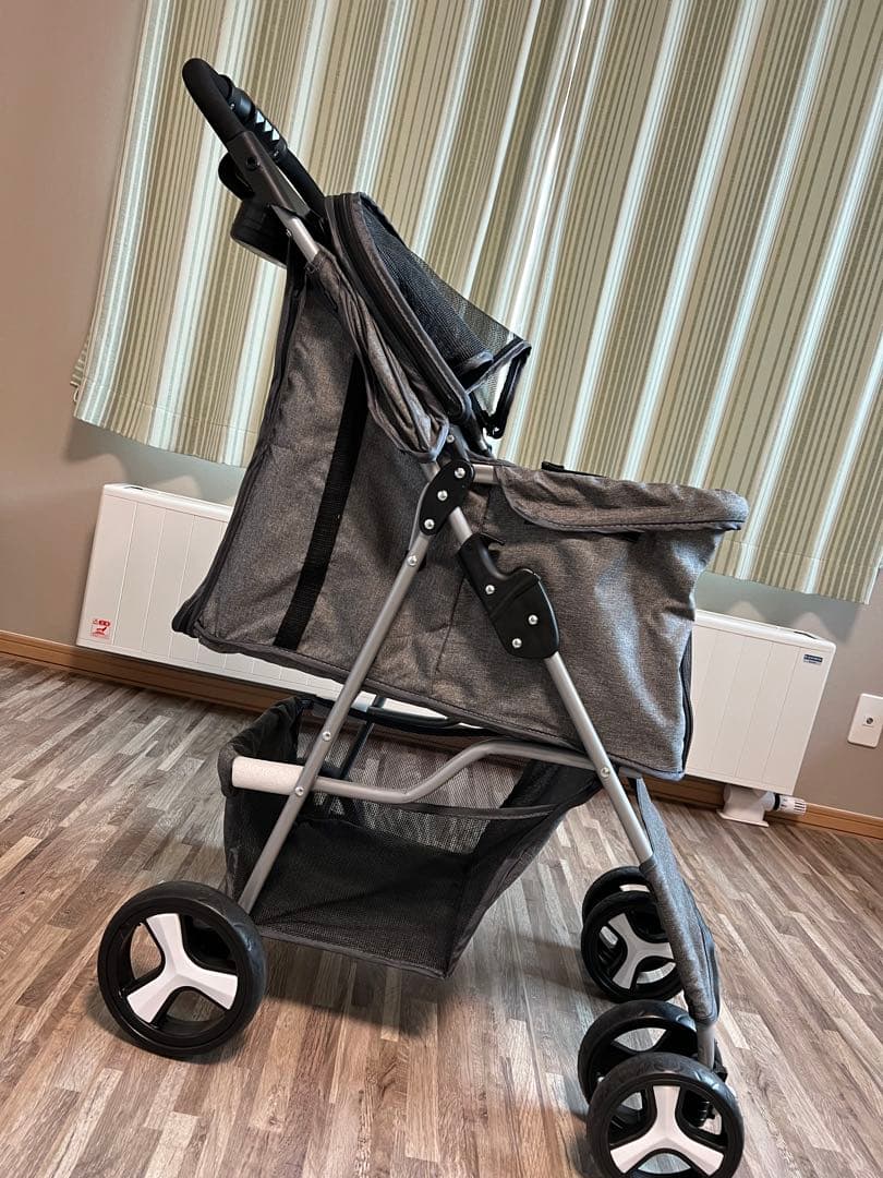 グレー メッシュ窓付き ペットカート