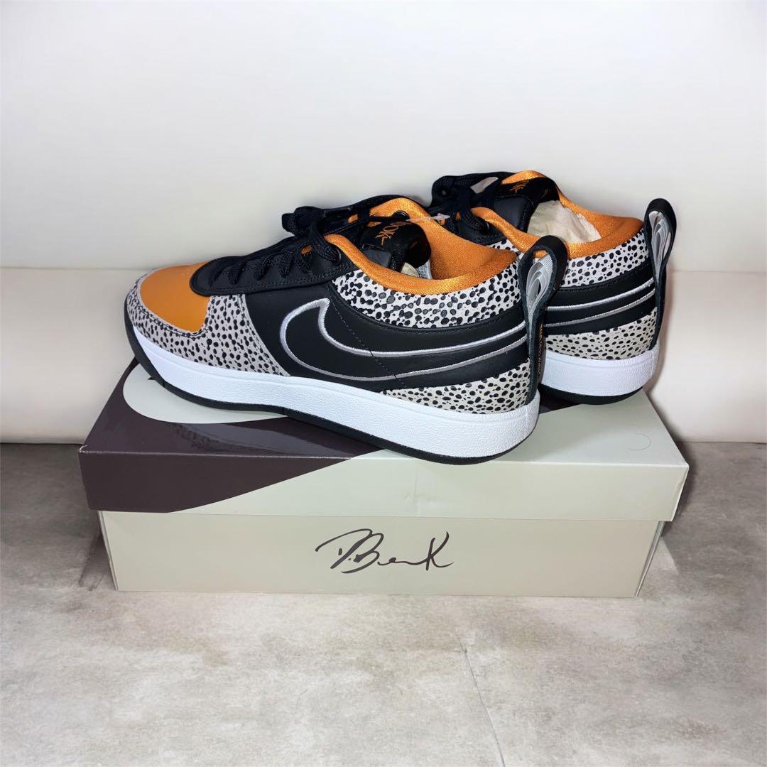 新品未使用 Nike Book 1 \"Safari\" ブッカー