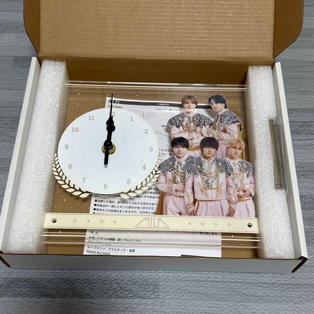 M!LK アクリル時計
