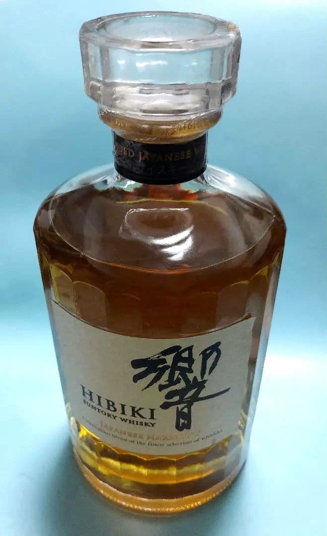 未開封　SUNTORY　響　Hibiki ウイスキー 丸型ボトル　700ml