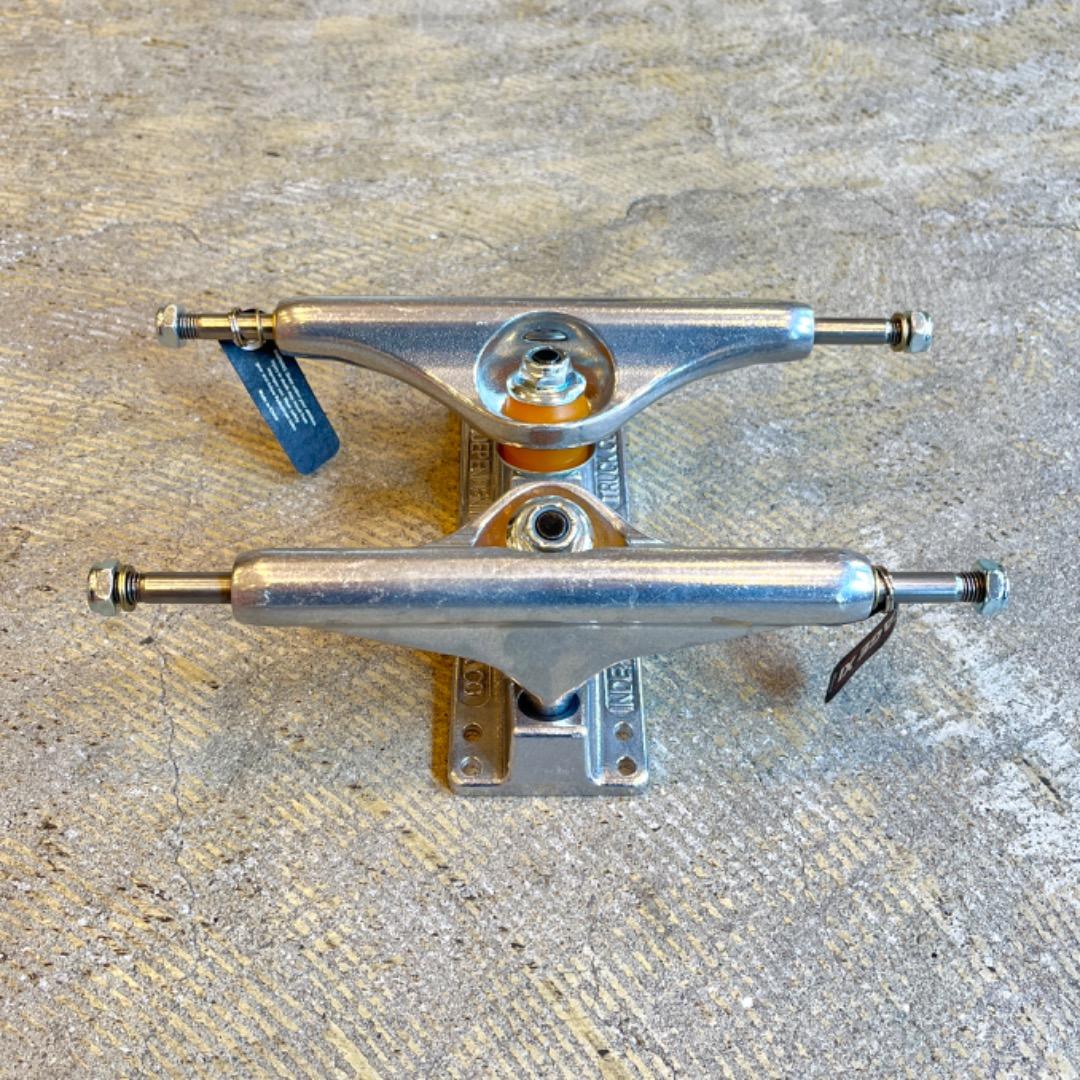 新品 INDEPENDENT トラック ST11 POLY 159 SILVER