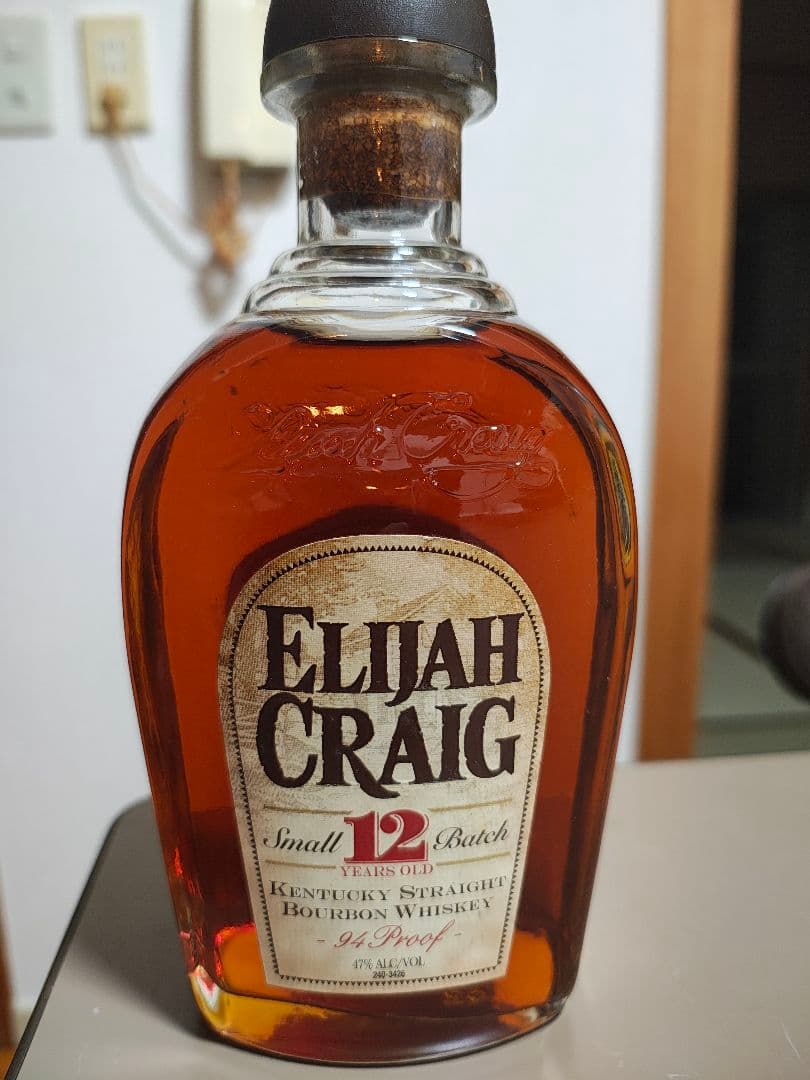 ウイスキー空き瓶八本セット