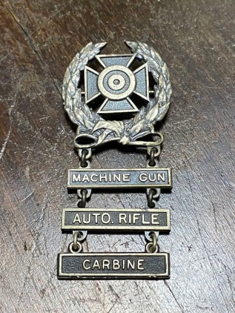50s' ビンテージピンズバイカーマシンガン・オートライフル・カービン メダル
