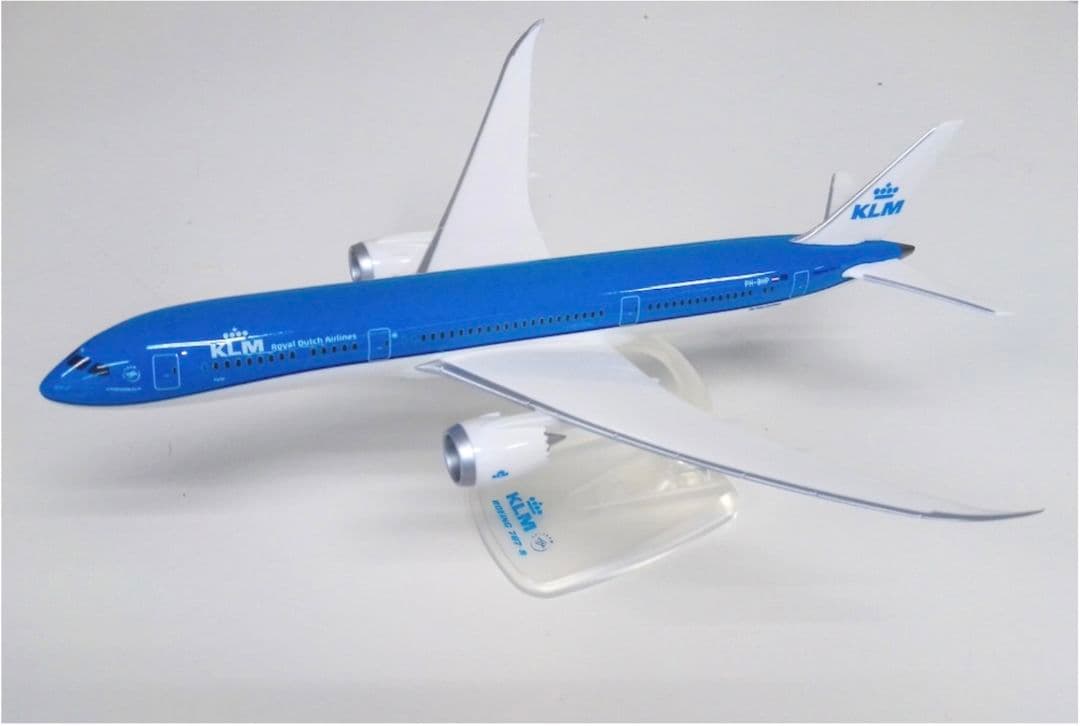 [新品] 航空機 模型 プラモデル KLM ボーイング787-9 1/200