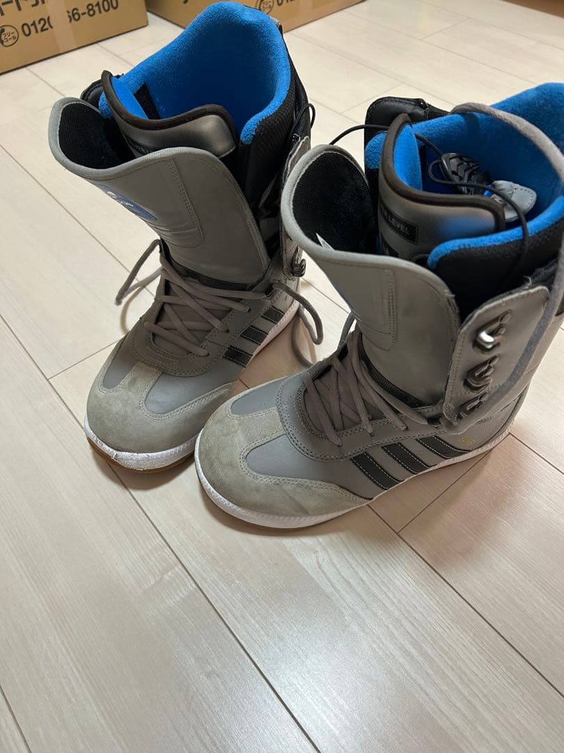 adidas スノーボードブーツ グレー/ブルー SAMBA