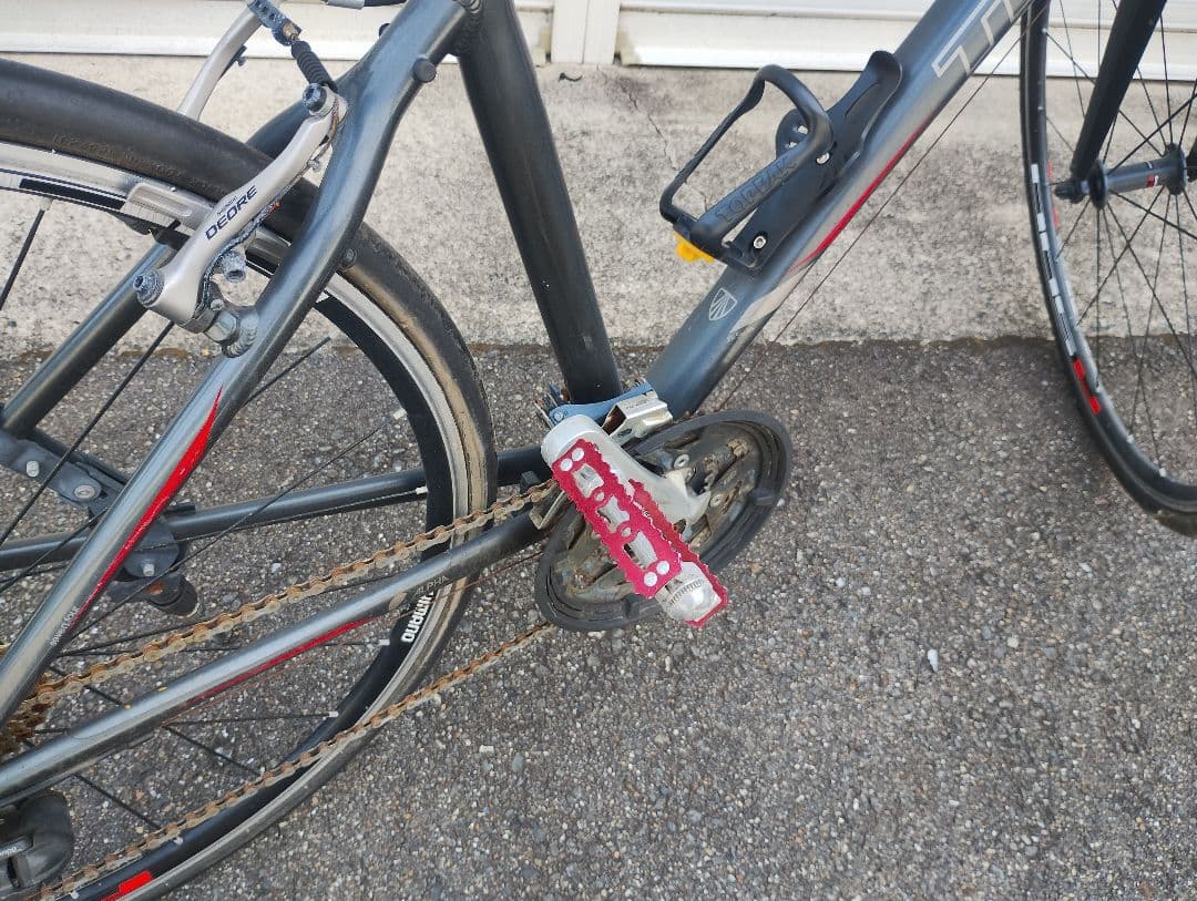 Trek FX7.4 クロスバイク　ロードバイク　現状品　引取限定　サビキズあり