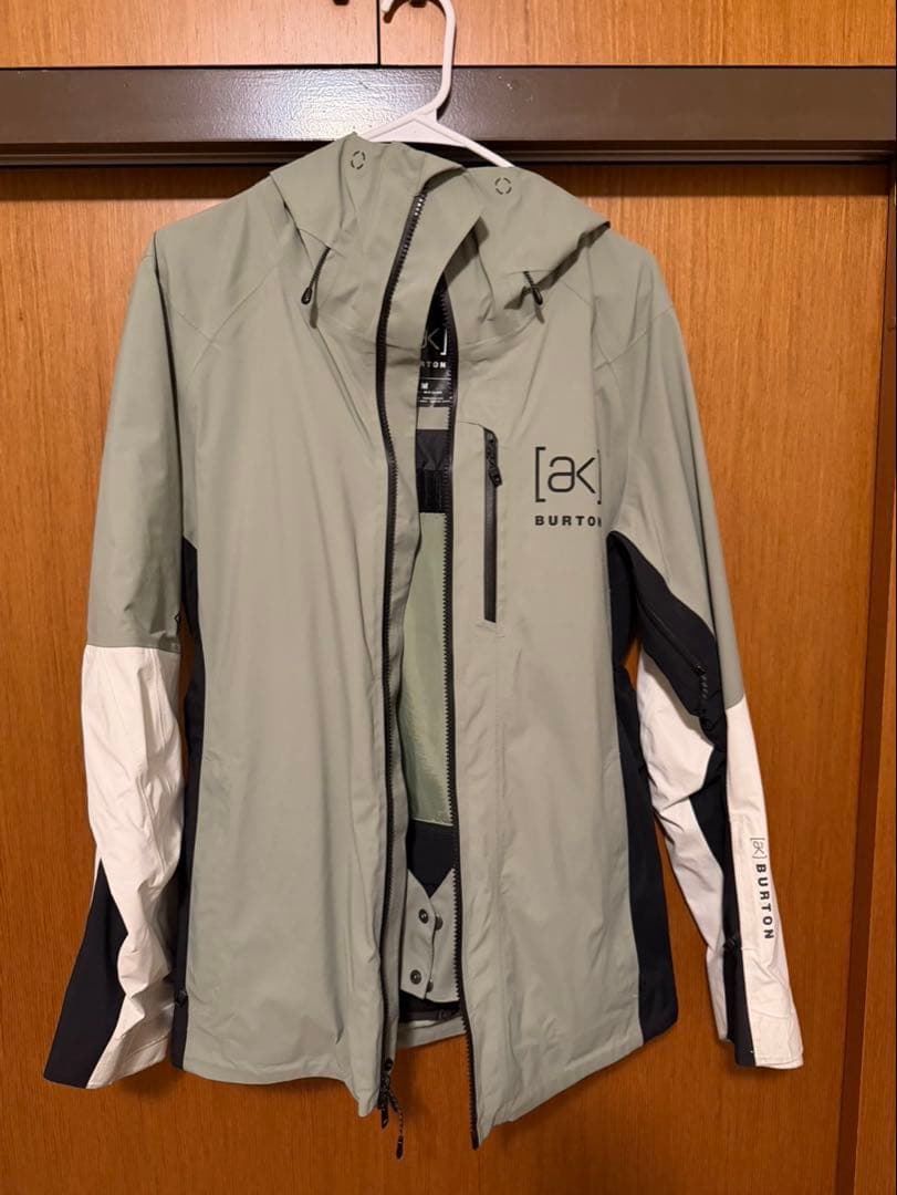 バートンAK 2L GORE-TEX Upshift Jacket