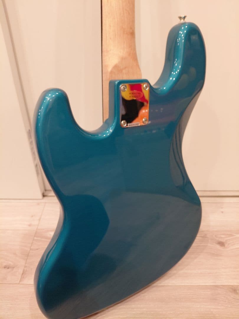 Busker’s バスカーズ　エレキベース ジャズベース ターコイズブルー