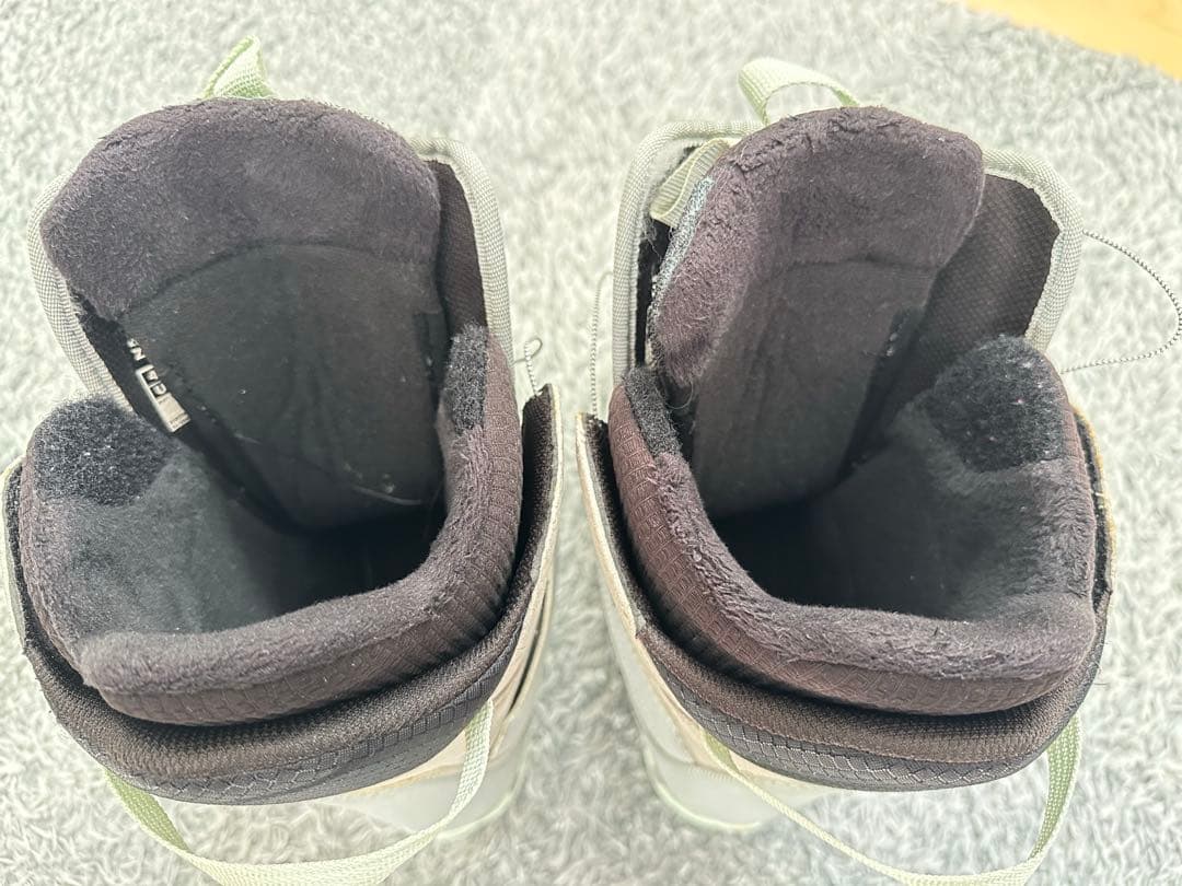 子供用 Burton BOA スノーボードブーツ 22cm