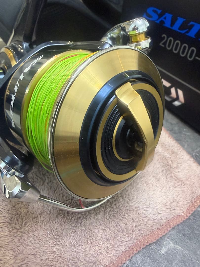 ダイワ 20ソルティガ 20000H リール　美品