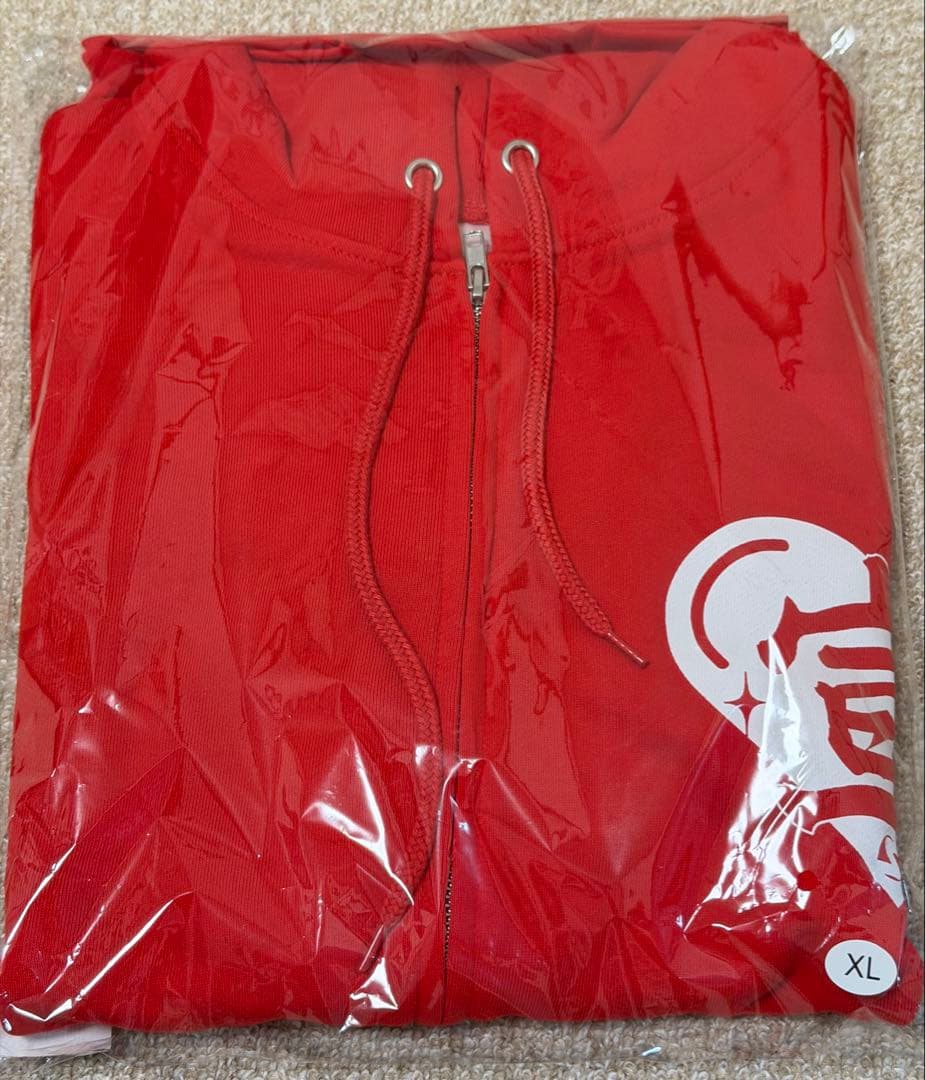 超ときめき宣伝部　坂井仁香　パーカー