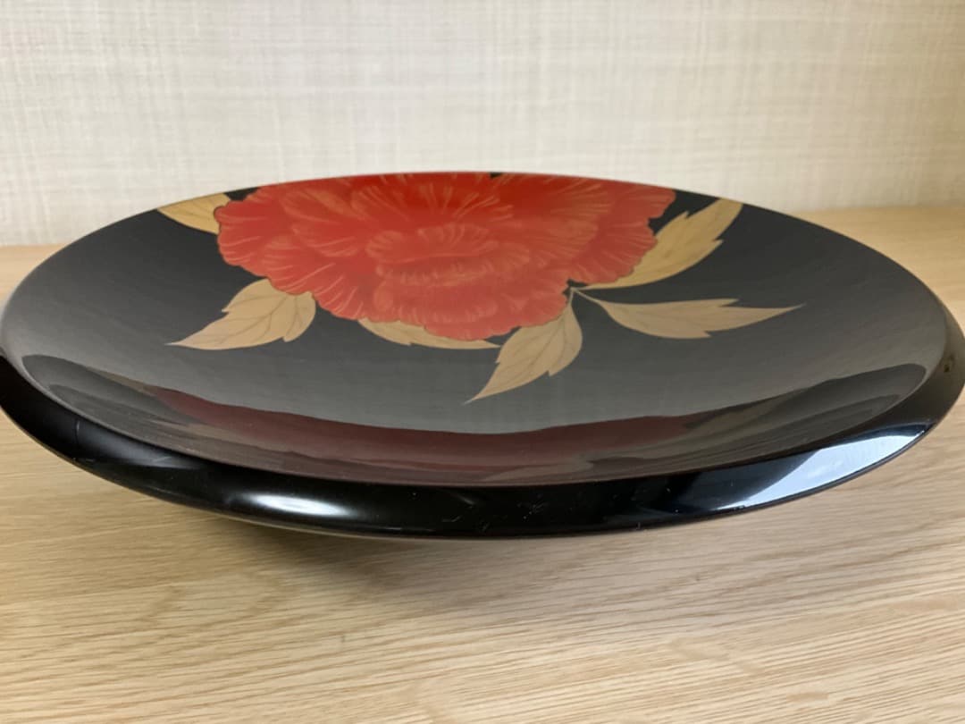 輪島塗　菓子器　清水清雅堂作　牡丹蒔絵