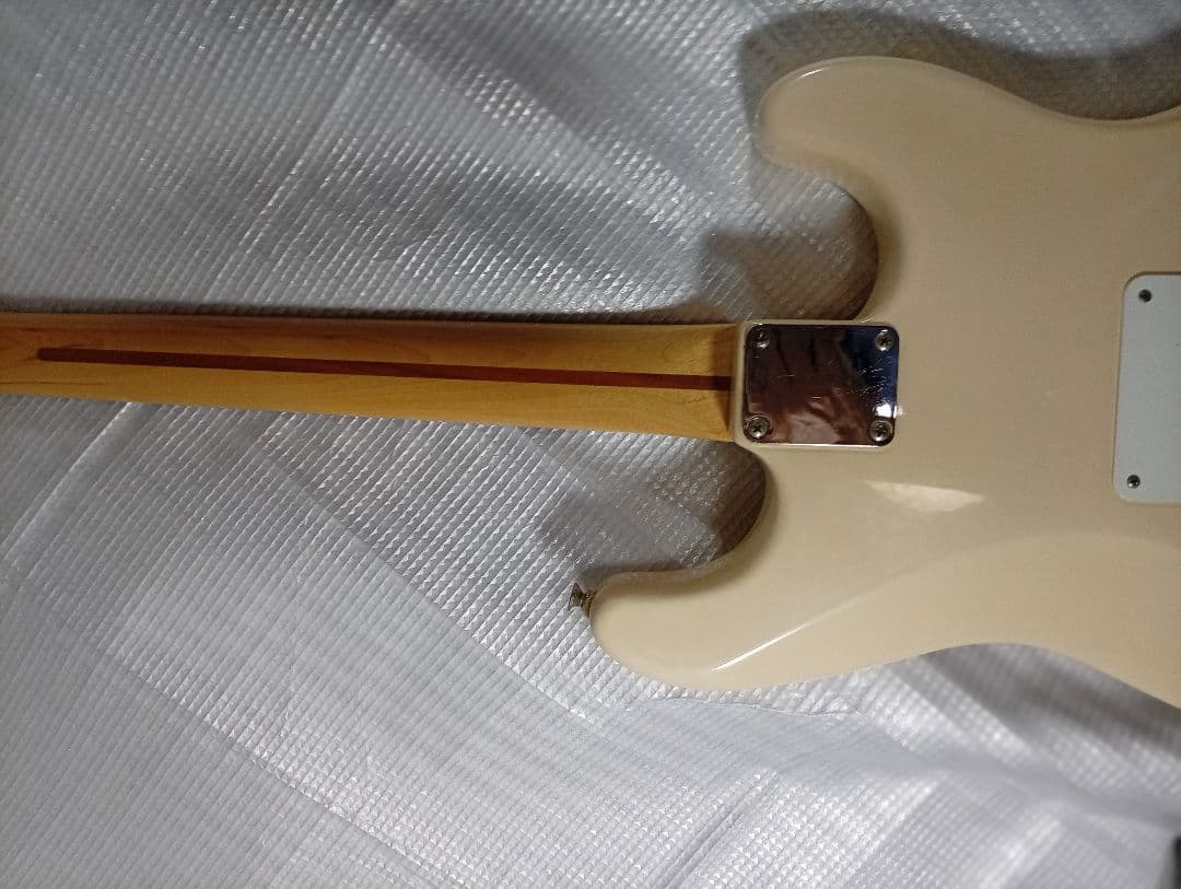 フェンダー メキシコ　ストラトキャスター レフティ　エレキギター