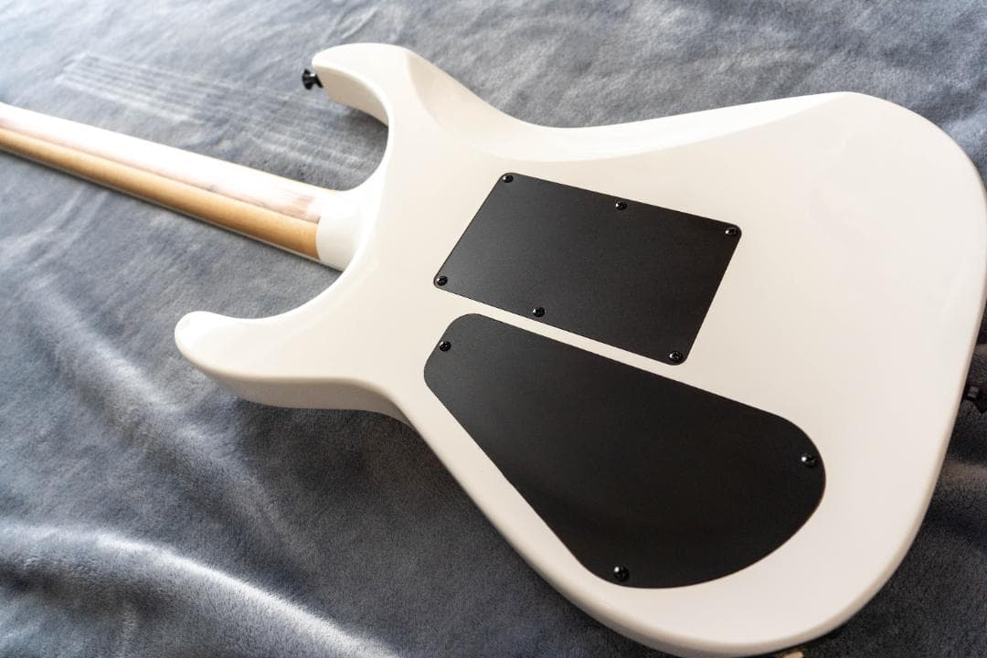 【超美品】Jackson ProPlus SOLOIST SLA3 EMG搭載