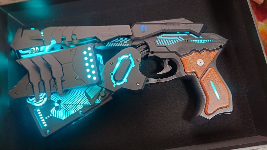 【限定品】ドミネーター SPECIAL EDITION (携帯用ケース付き)