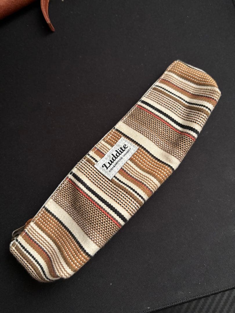 ラダイト　ボートペンケース　カフェラテ