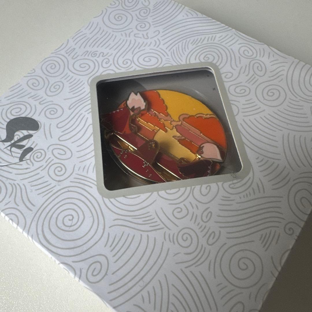 Sky ピンバッジ 愛しみのシーソー