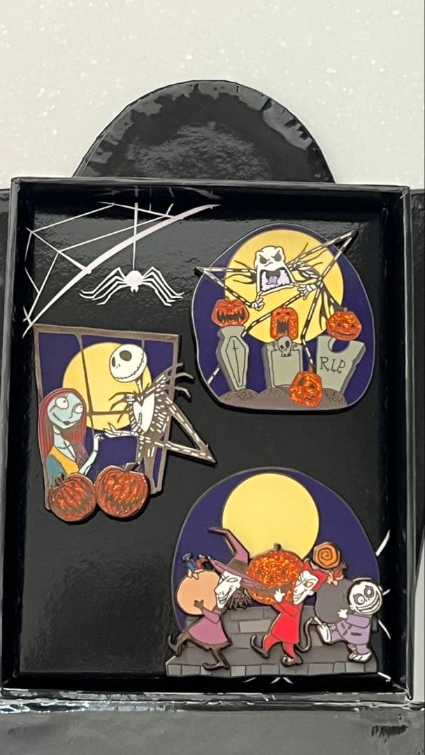 ディズニー ナイトメア ピンバッジ 限定500 ディズニーストア