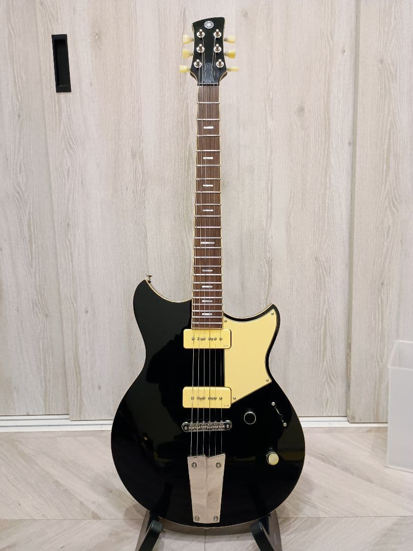 ギター YAMAHA REVSTAR RSS02T BLACK