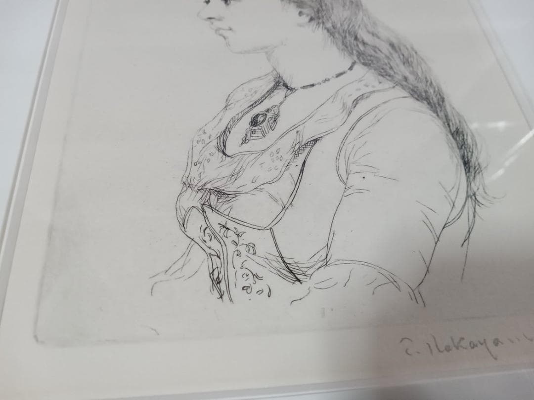 中山忠彦作　銅版画　「首飾りの美女」　額付　サイン有　真作保証品