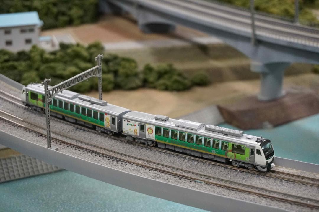 KATO製 HB-E300系　「リゾートビューふるさと」　アルクマ塗装仕様　2両