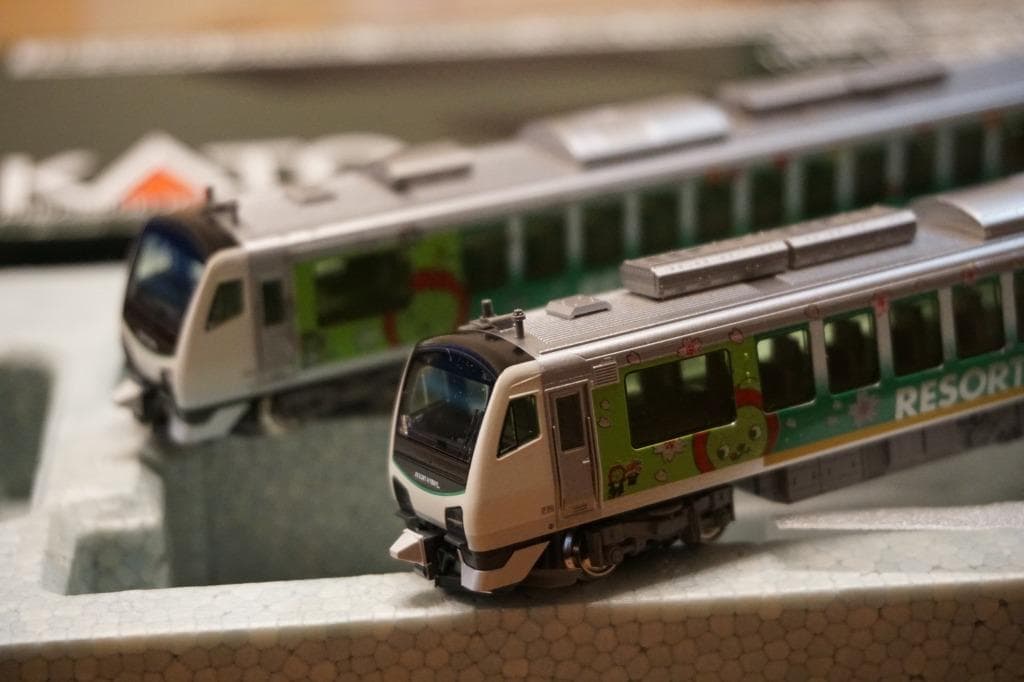 KATO製 HB-E300系　「リゾートビューふるさと」　アルクマ塗装仕様　2両