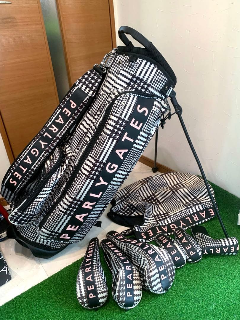 希少　正規品　完売　パーリーゲイツ　スタンド　キャディバッグ　ヘッドカバーセット