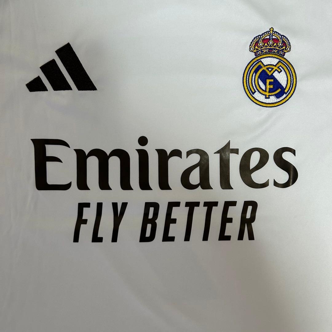 ヴィニシウスジュニオール　レアル・マドリード　ユニフォーム　M 新品未使用