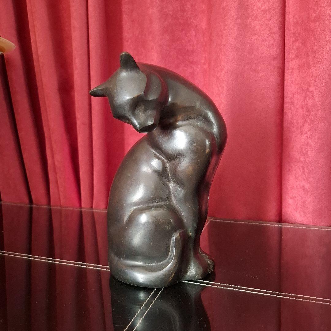 黒い猫の陶器彫刻 中型 モダンデザイン