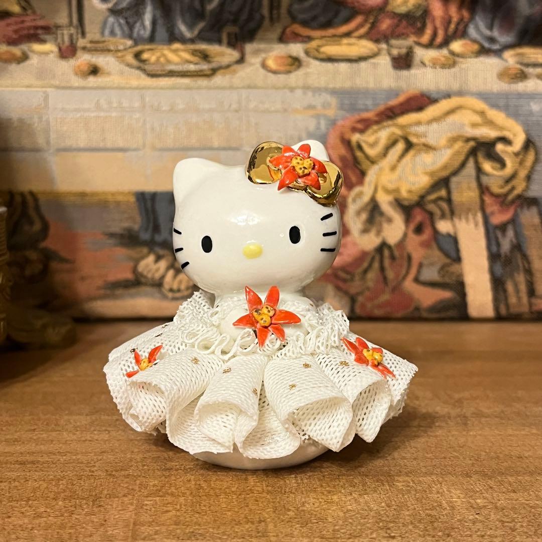100体限定 ハローキティ アイリッシュドレスデン 陶器製 置物