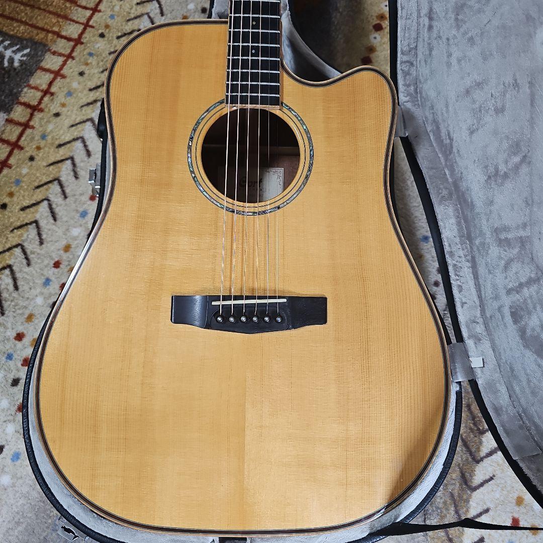 Court.MR.AS4エレアコ総単板！ 純正ハードケース付き。