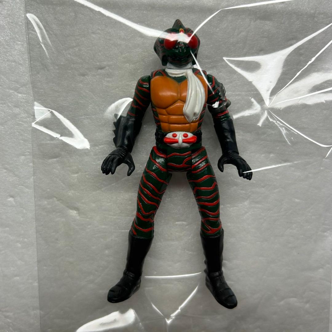 貴重　仮面ライダーアマゾンフィギュア