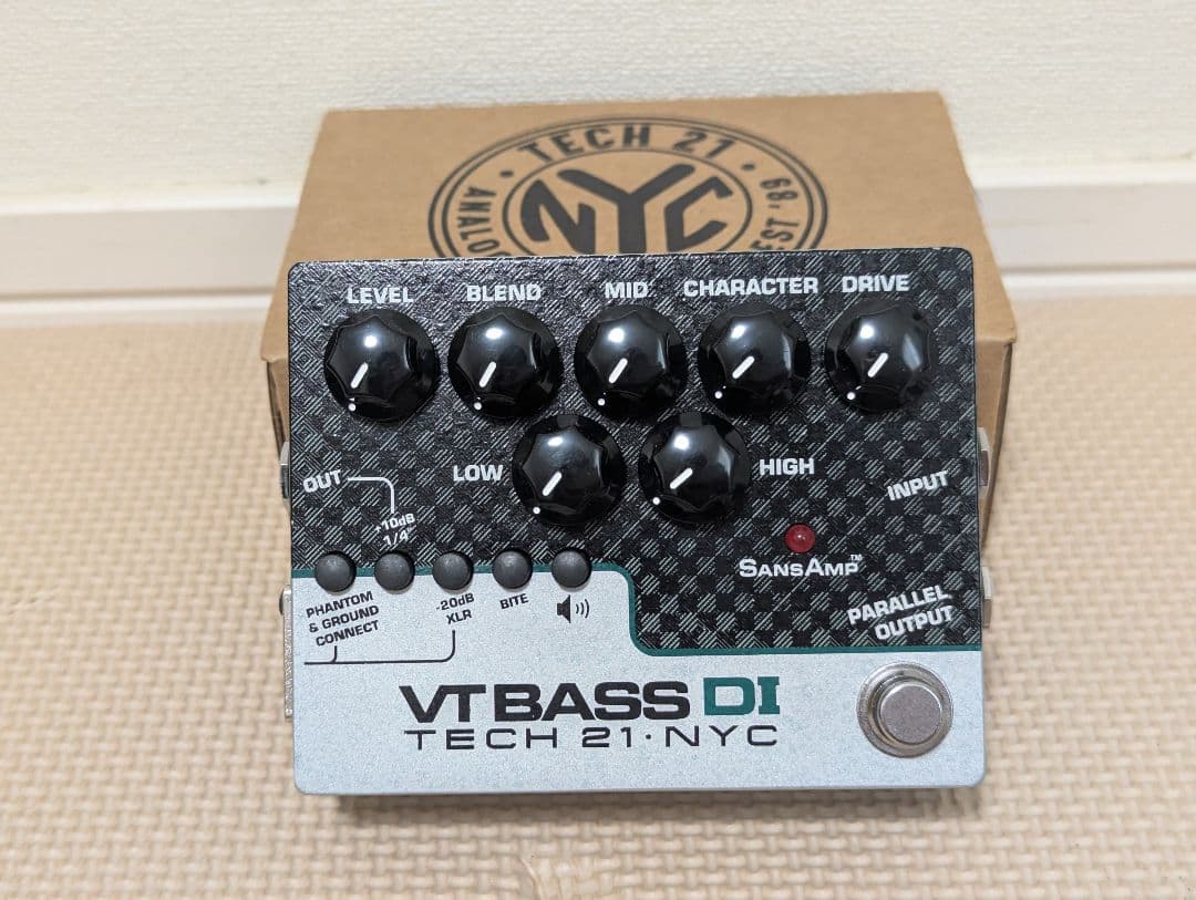 TECH 21 VT BASS DI ベースプリアンプ